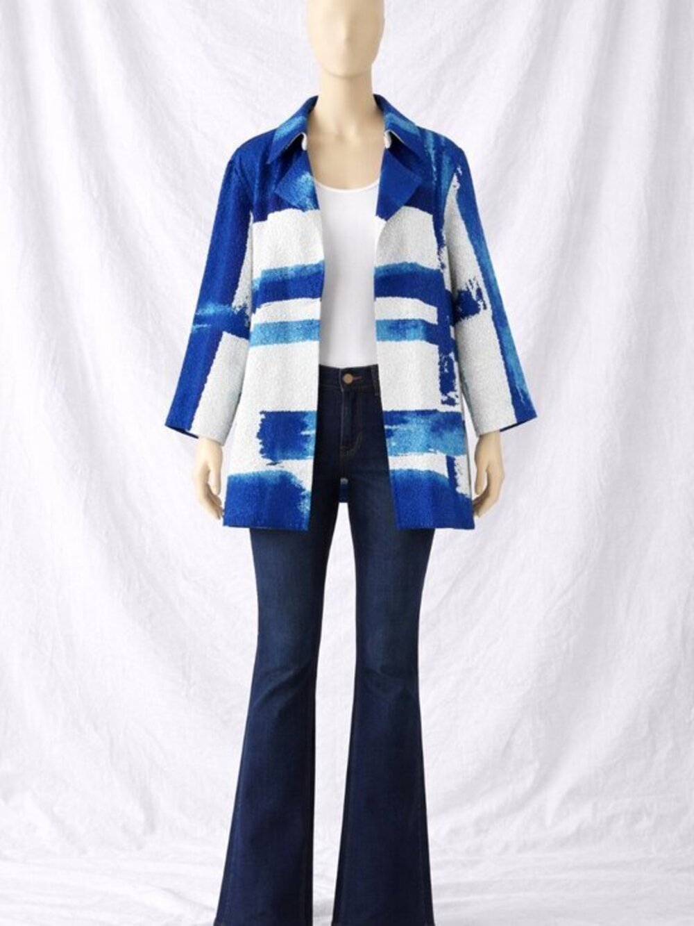 EUC Chicos Travelers Collection Blue White Textured Crinkle Jacket Women's L/12